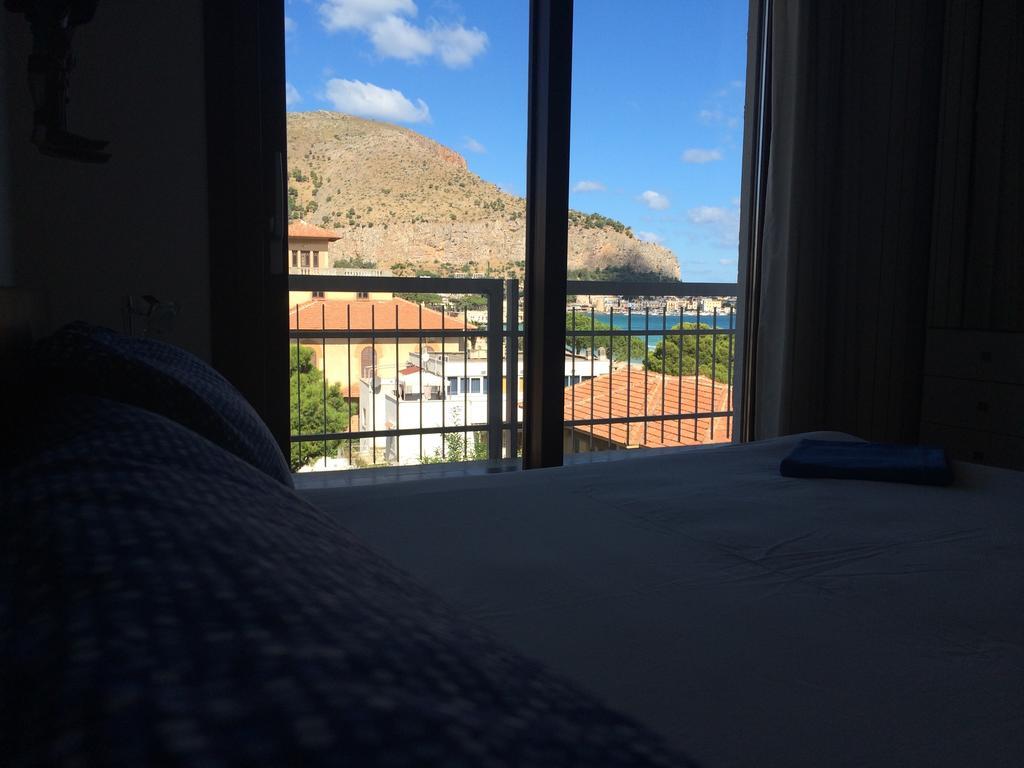 Mondello Luxury Apartment On The Beach المظهر الخارجي الصورة