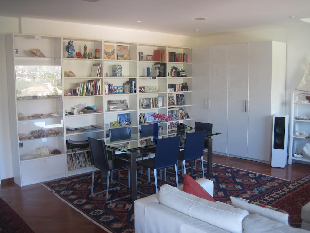 Mondello Luxury Apartment On The Beach الغرفة الصورة